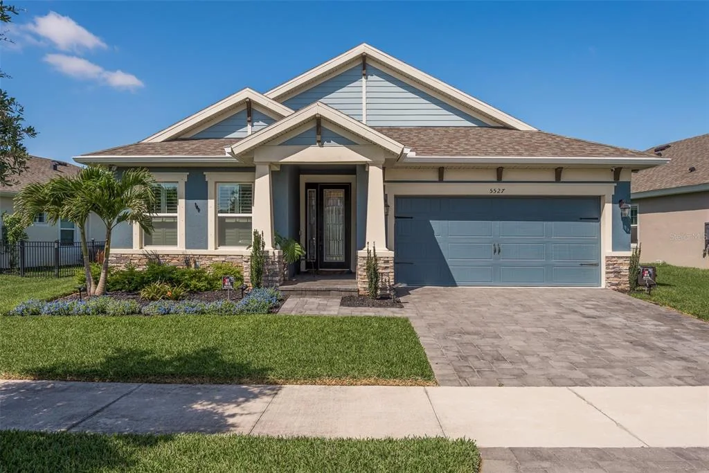 5527 Silver Sun Drive